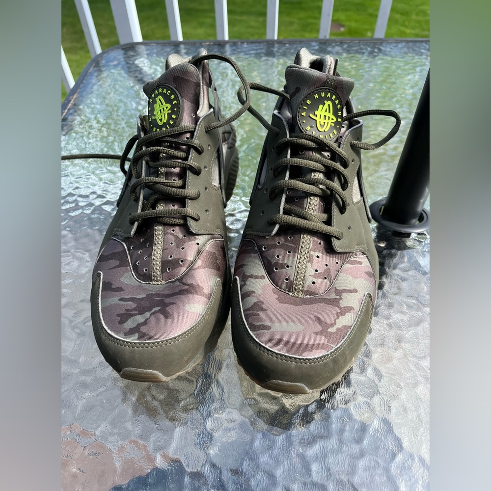 Nike hurache 9/10 condition